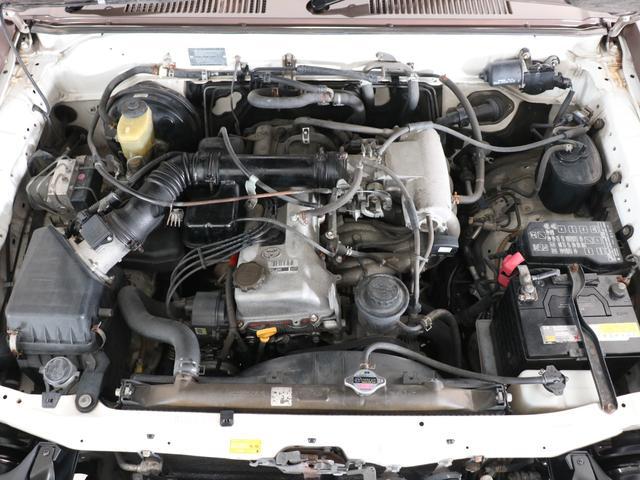 0560694A30260212W00209.jpg