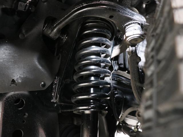 0560694A30260212W00219.jpg
