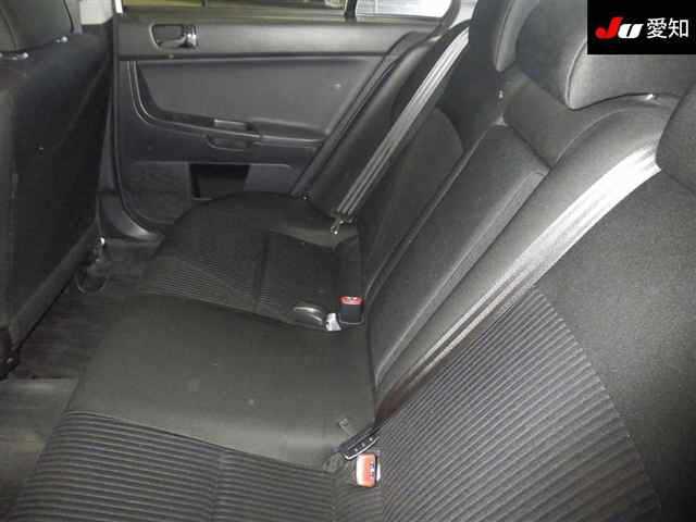 049ad82aebe32a0c1c92960ae8f66abb.jpg
