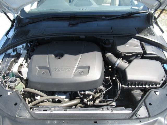 0400278A30260408W00116.jpg