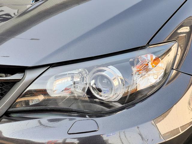 0561239A30260329W00118.jpg