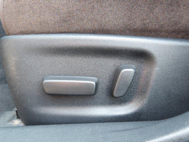 27a2921546c44b9a441b1fca2ec6c6e3.jpg