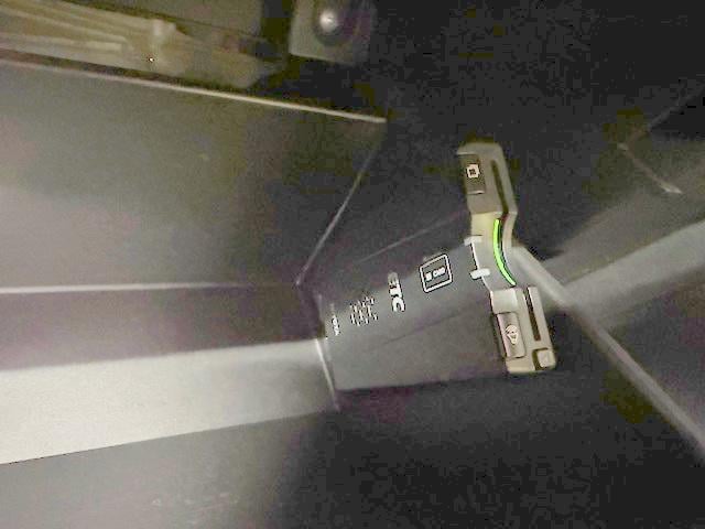 0560069A30251025W00302.jpg