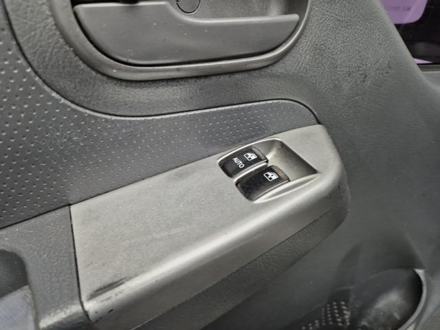 5111000738R13.jpg