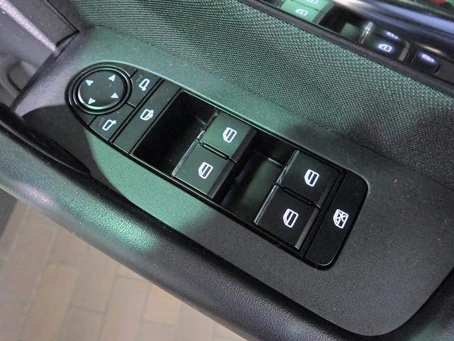0201999A30260301W00119.jpg