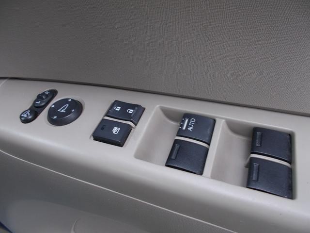 0551785A30250222W00116.jpg