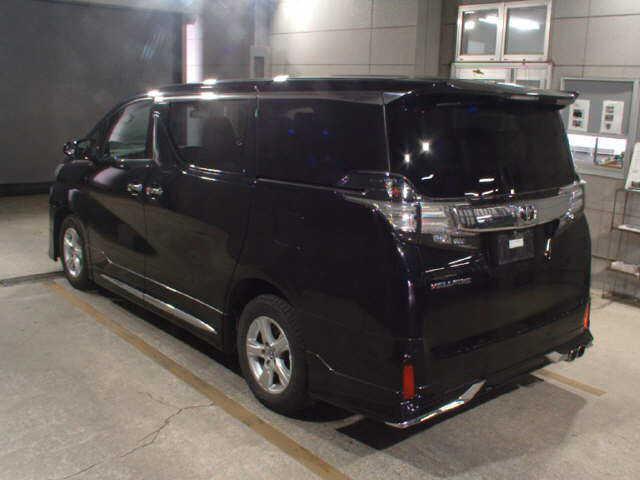 7ab925bd3d4803259ca497f8208bacac.jpg
