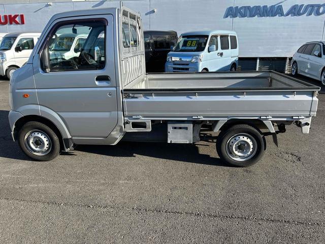 0601755A30260203W00117.jpg