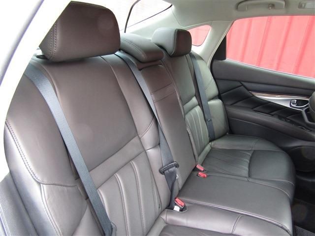 07eb802d2e54b9ab803916ba726eba83.jpg