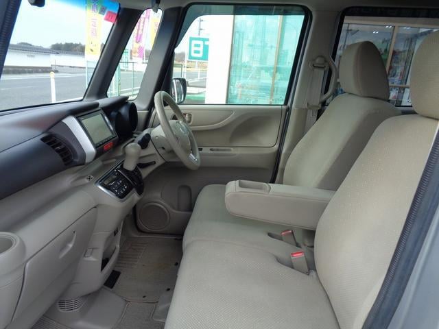 0900876A30251125W00618.jpg