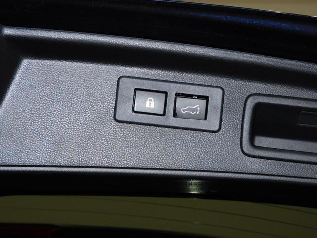0301610A30251108W00314.jpg