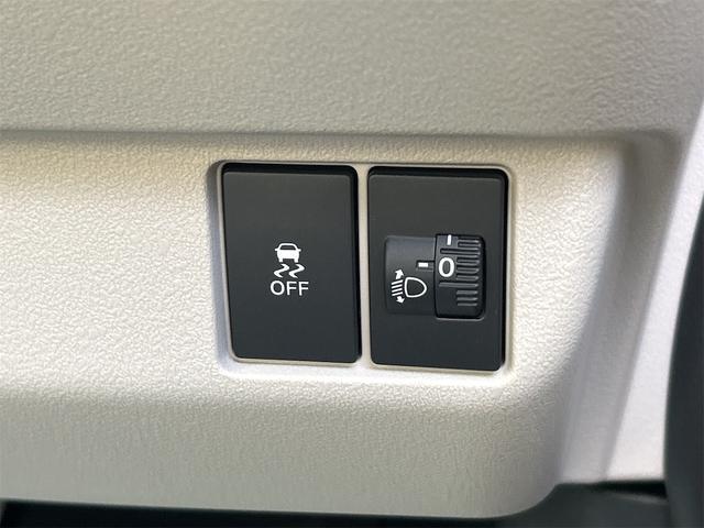 0403435A30251210W03707.jpg