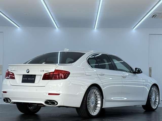 18329040_carP_l_8.jpg