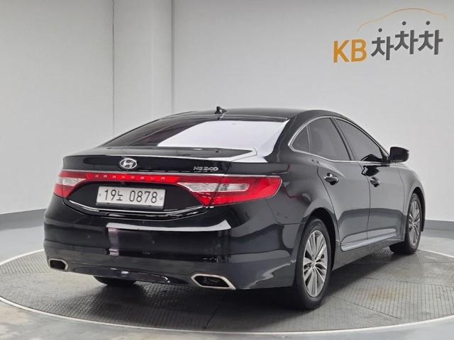 6031000204R3.jpg