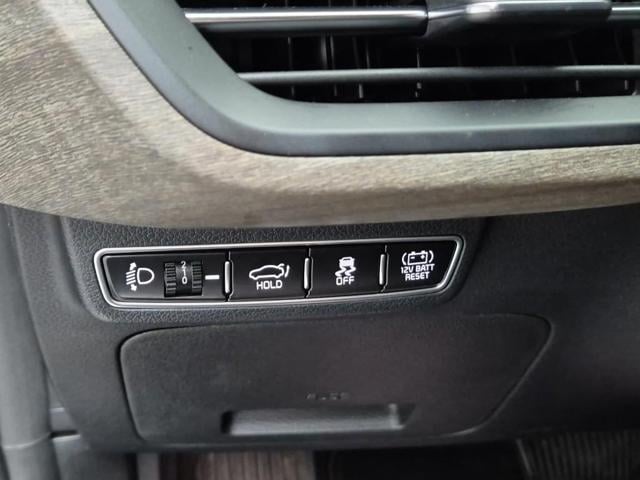 5061001555R17.jpg