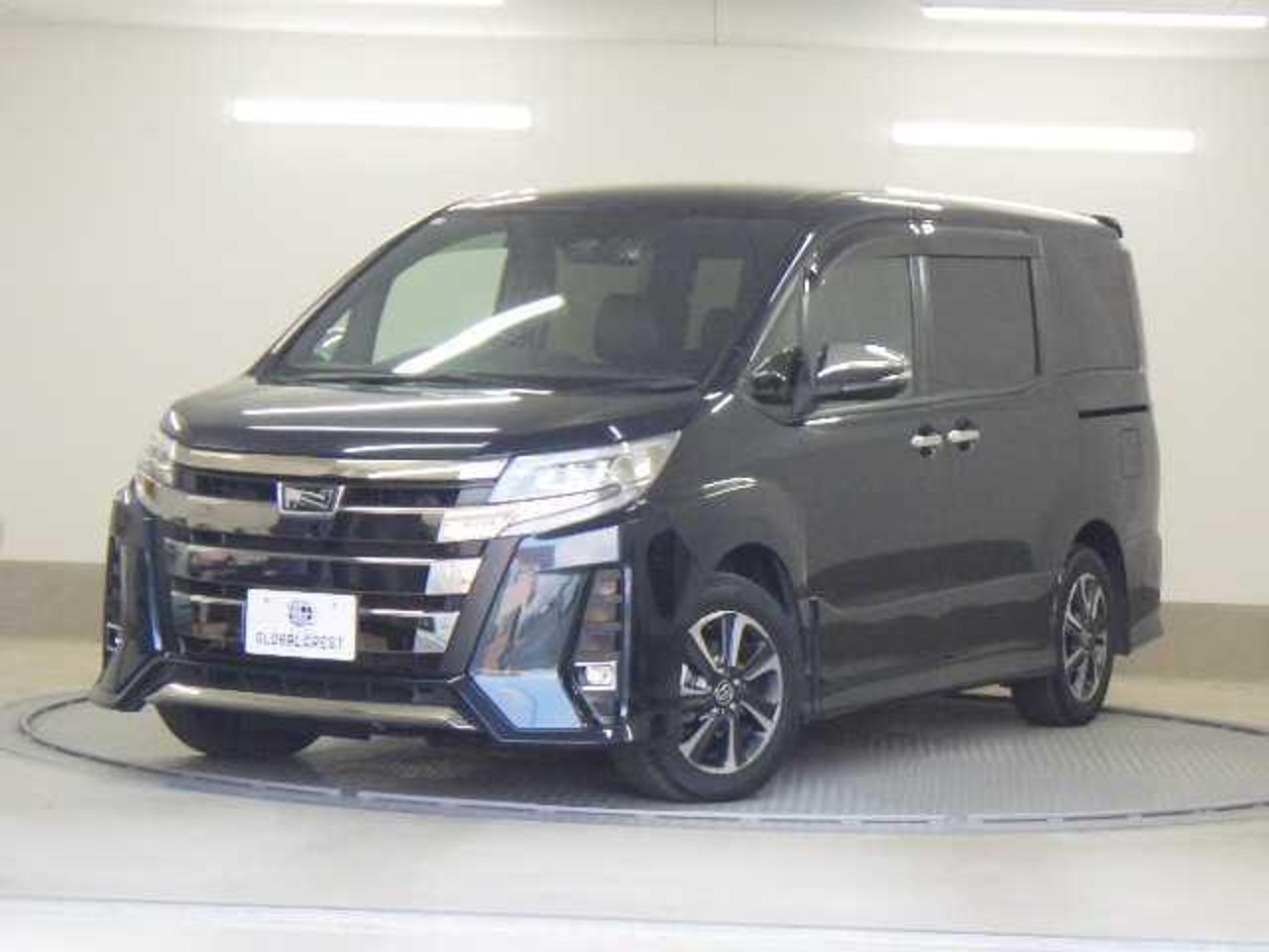 2021 Toyota Noah, photo 1 of 1