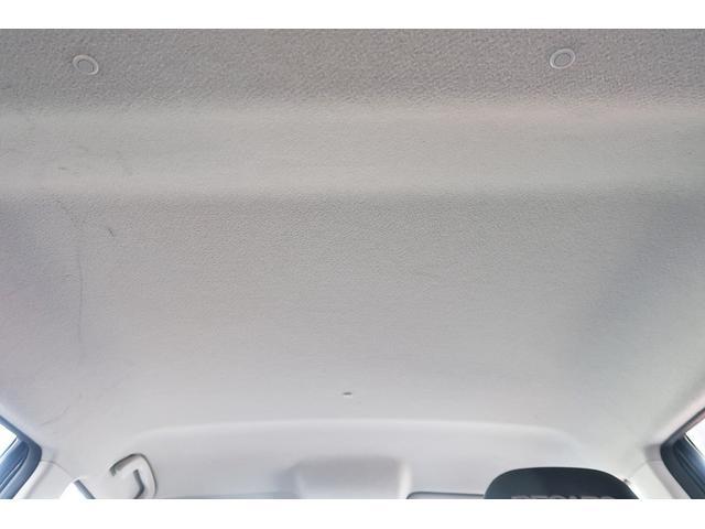 0561420A30251012W00110.jpg