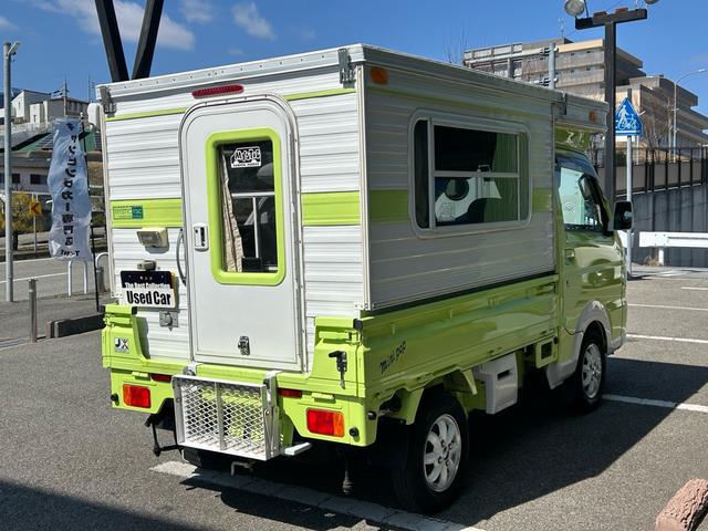 0704375A30260313W00101.jpg