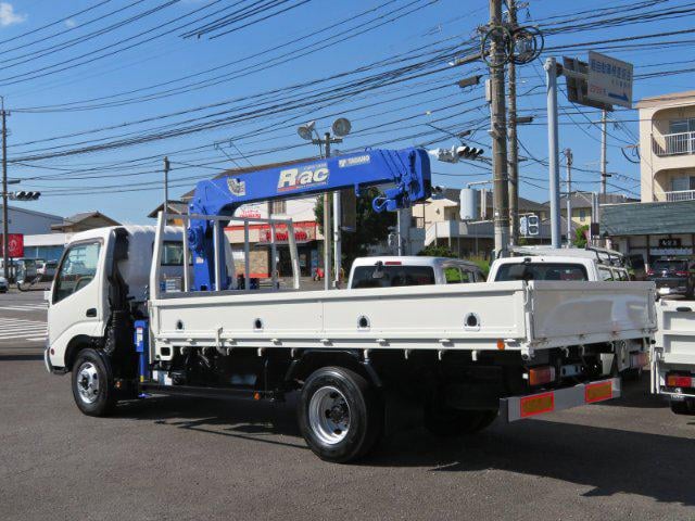 6bdb5800f6ac6847e7a6fba99bcd140e.jpg