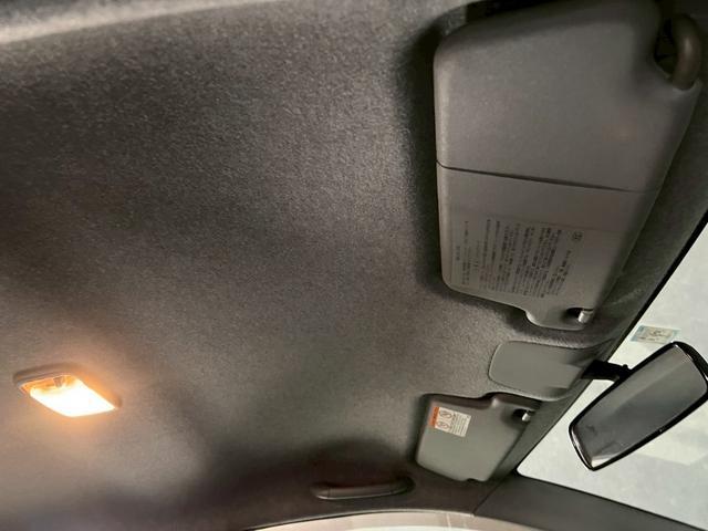 0710163A30260209W00513.jpg