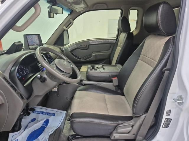 5041500753R10.jpg