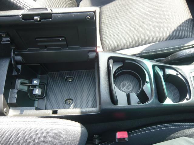 0500692A30260305W00815.jpg