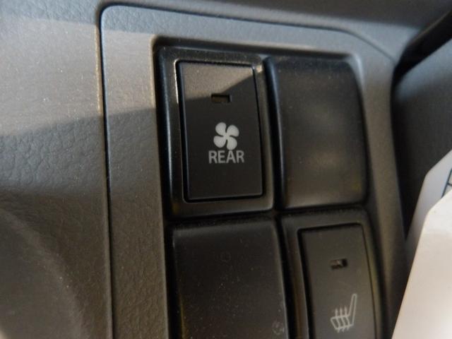 0503315A20260308S00118.jpg