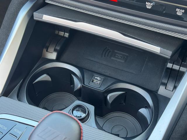 9210105A30260305W00115.jpg