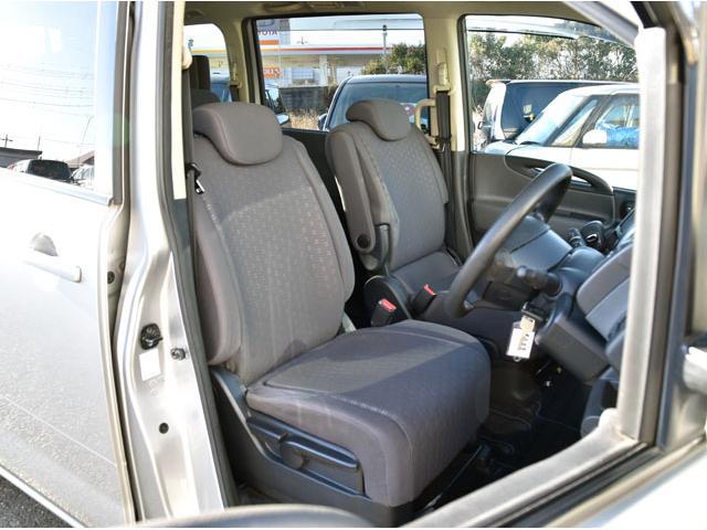 0504219A30241223W00115.jpg