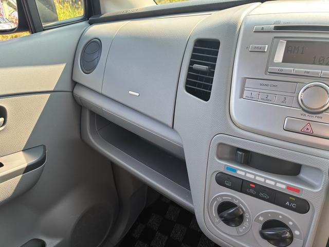 1201249A30250831W00113.jpg