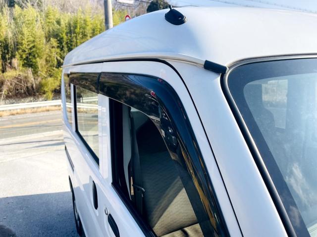 0703556A30260118W00409.jpg