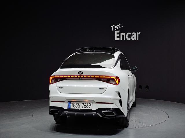 f1cb42c9695b63bc67330ddb2e11c374.jpeg