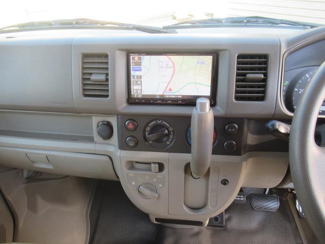 0509883A30251205W00112.jpg