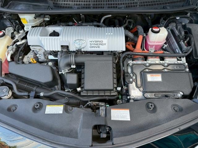 0209208A30251017W00110.jpg