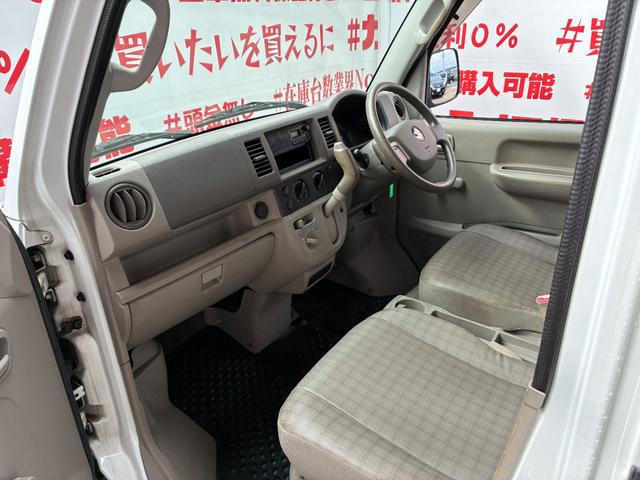 0802583A30251109W00313.jpg