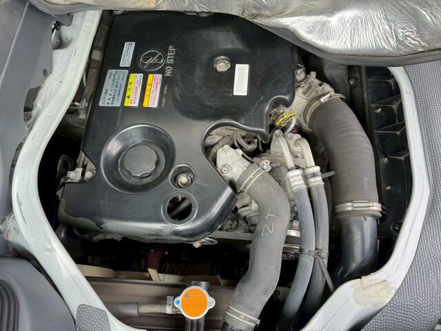 70569_24.jpg