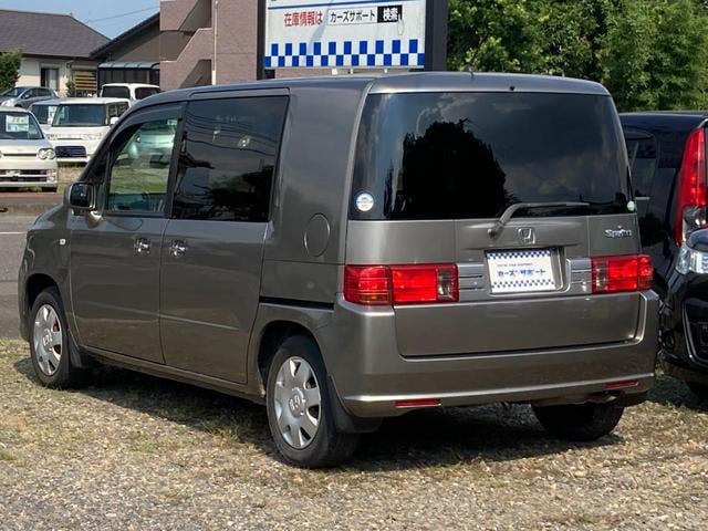 1101467A30220910W00317.jpg