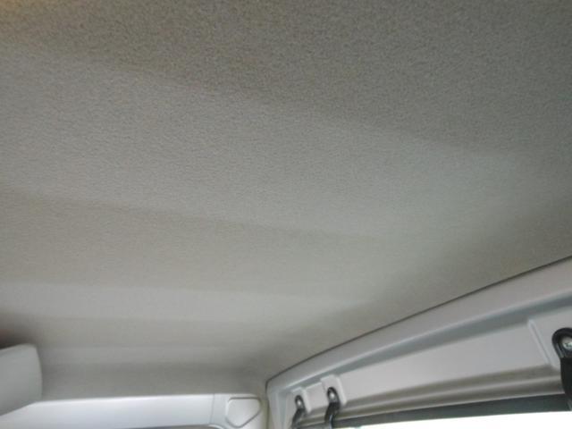 0500836A30241027W00113.jpg