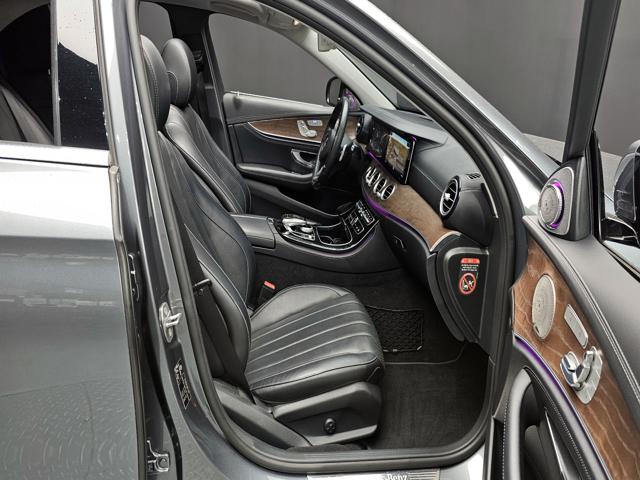 81cee3cde5b0fd856cf4f952272c8f88.jpeg