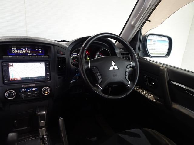 0551070A30260225W00115.jpg