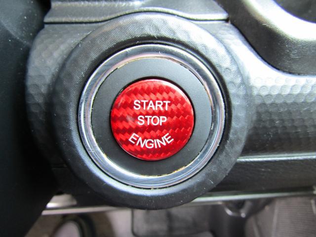 0403558A30260211W00217.jpg