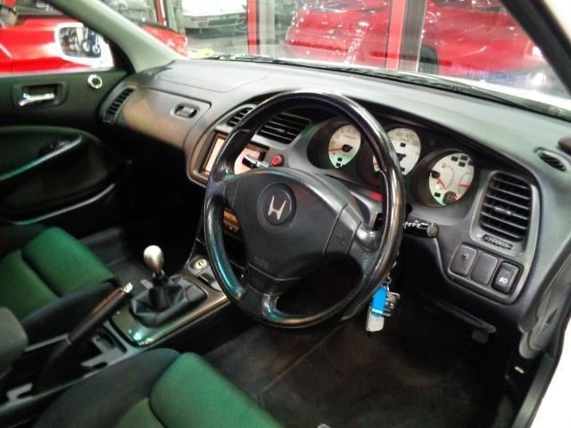 e9007a2ef5bc4e06c6fa8ab13cf26647.jpg