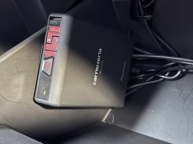 0404300A30260206W00209.jpg