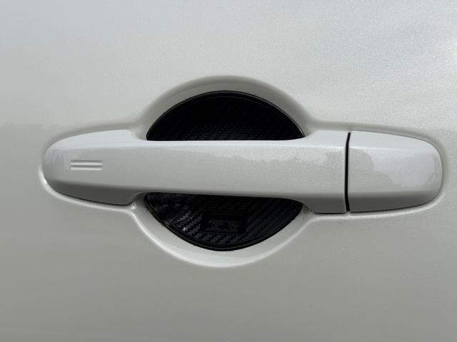 0404300A30260206W00212.jpg