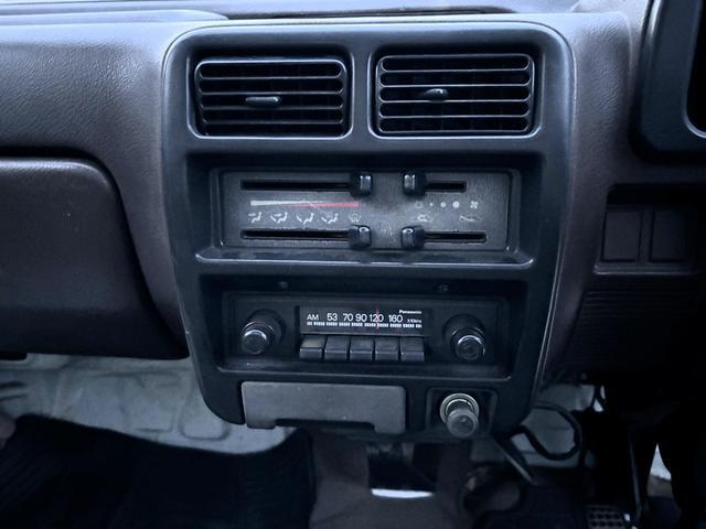 0601955A30240401W00116.jpg