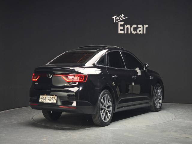 86ffaefd787b4fad934f1a5a11eebdc6.jpeg