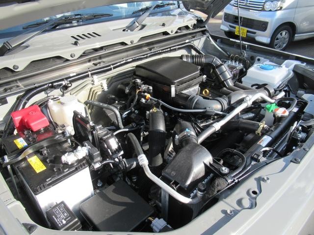 0204805A30251030W00111.jpg