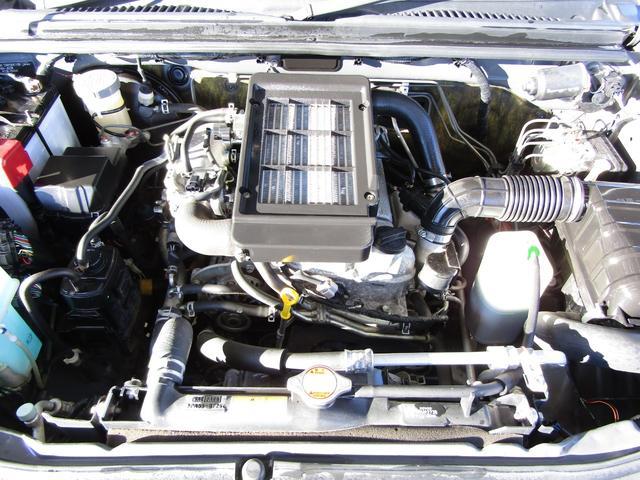 0530123A30250210W00817.jpg