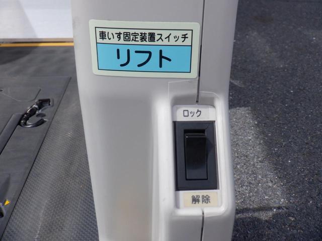 0709200A30260406W00406.jpg