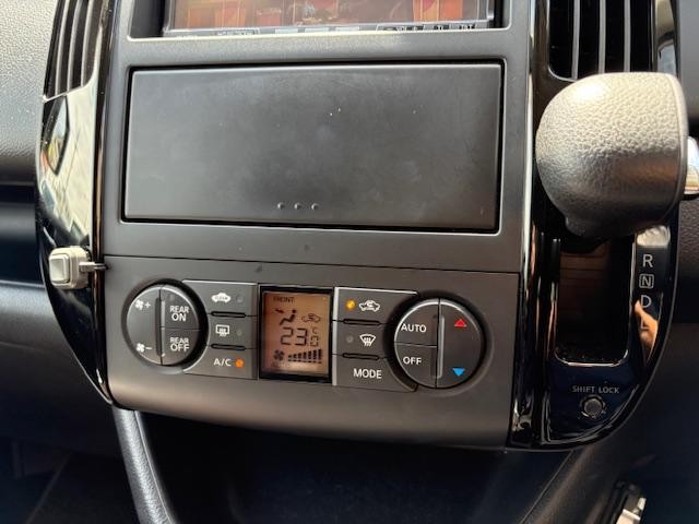 0706082A30250618W00213.jpg